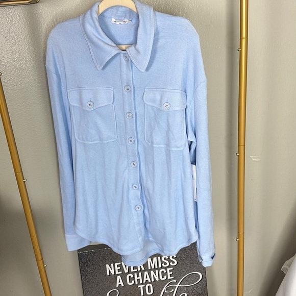 Good American Cover Up Shacket Ice Blue GASize 1/2/Size Small/Medium NWTSOLDOUT - Picture 3 of 8